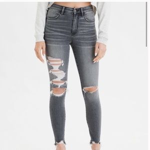 American Eagle grey cropped jeggings